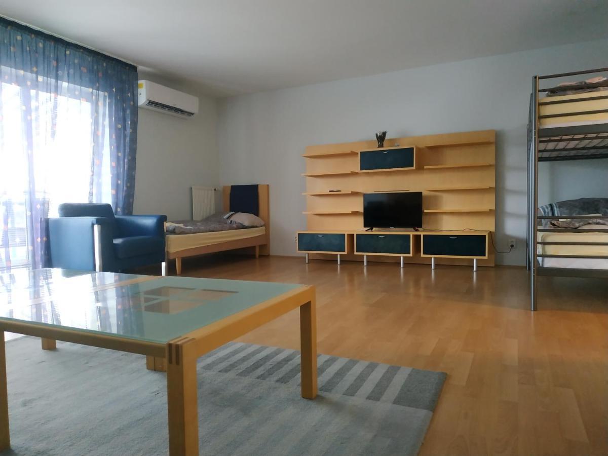 Apartmany Puerto Сенец Экстерьер фото